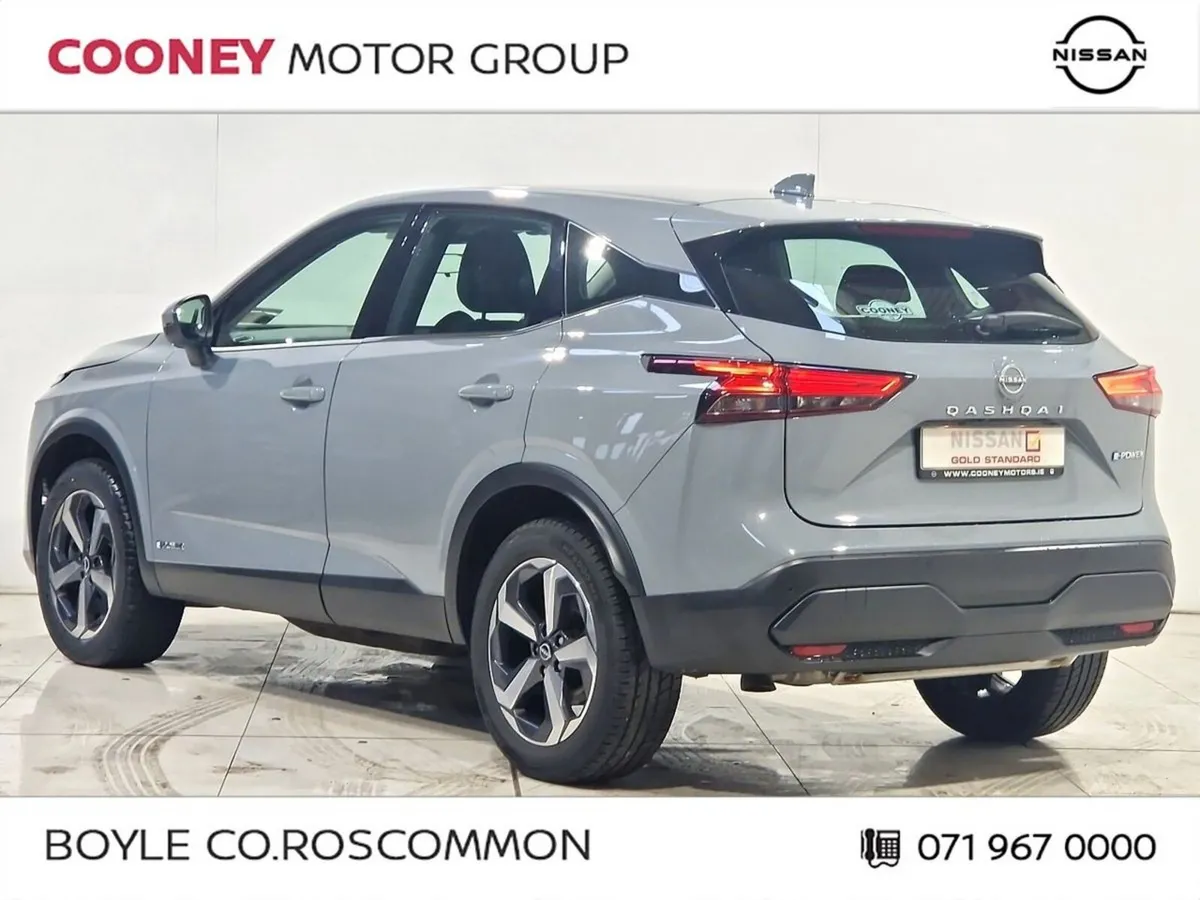 Nissan Qashqai MPV, Petrol, 2023, Grey