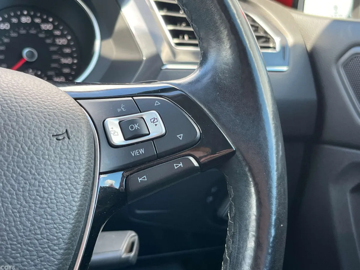 Volkswagen Tiguan SUV, Diesel, 2020, Orange