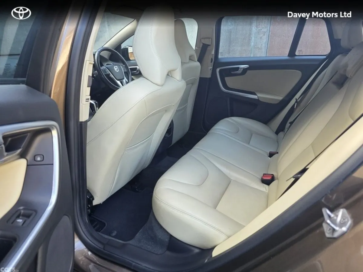 Volvo V60 Estate, Diesel, 2016, Bronze