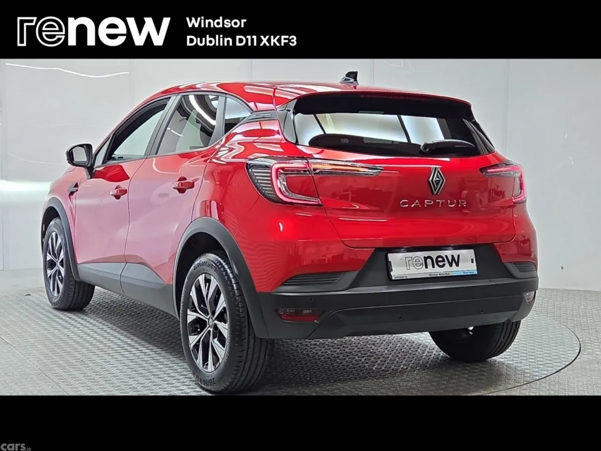Renault Captur Hatchback, Petrol, 2026, Red