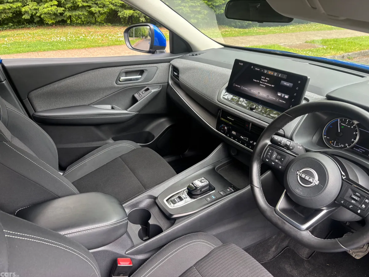 Nissan Qashqai MPV, Petrol Hybrid, 2025, Blue