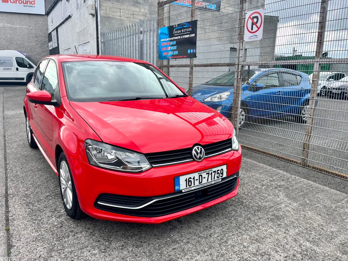 Volkswagen Polo Hatchback, Petrol, 2016, Red
