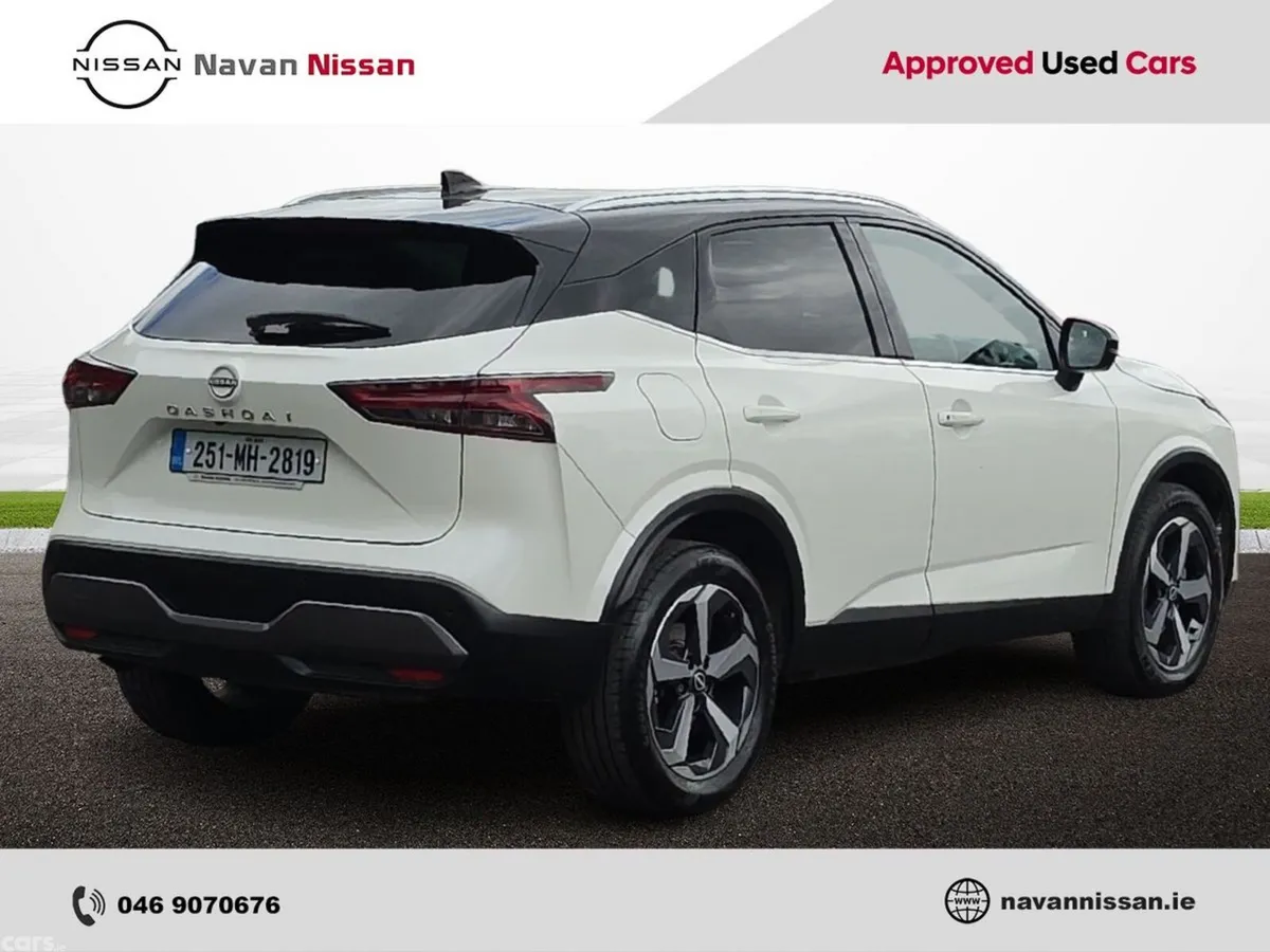 Nissan Qashqai MPV, Petrol Hybrid, 2025, White