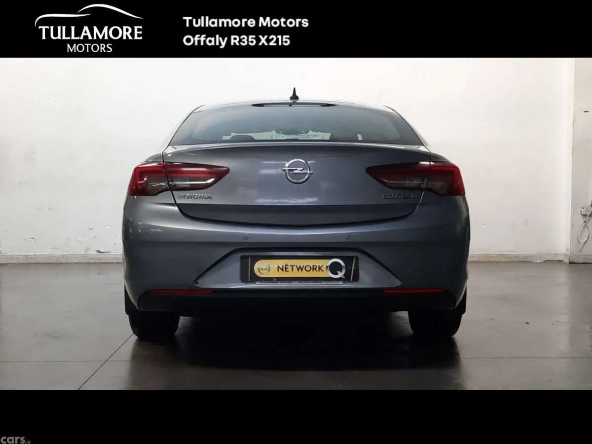 Opel Insignia Hatchback, Diesel, 2018, Grey