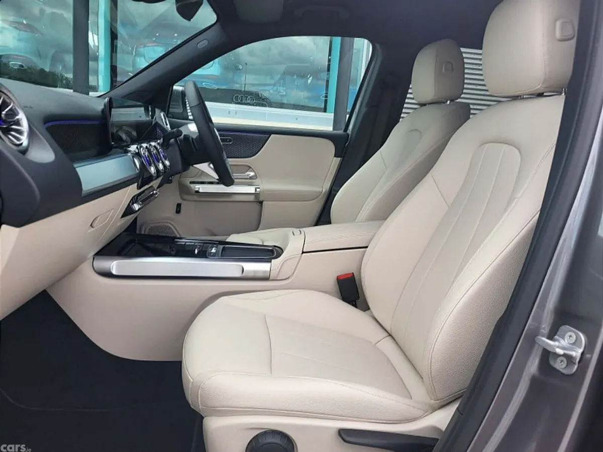 Mercedes-Benz GLB SUV, Diesel, 2027, Grey