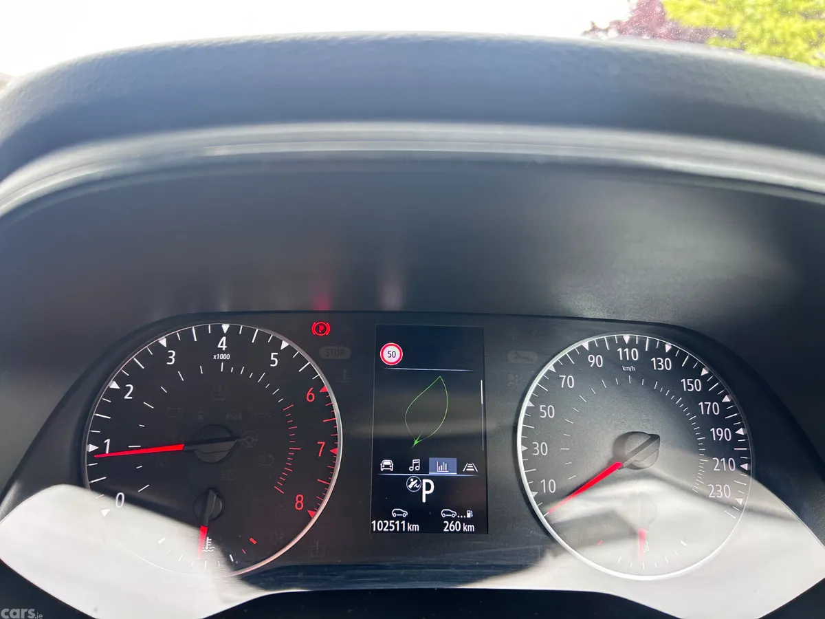 Renault Clio Hatchback, Petrol, 2023, Red