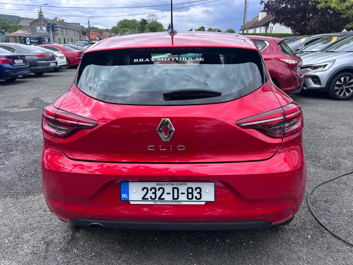 Renault Clio Hatchback, Petrol, 2023, Red