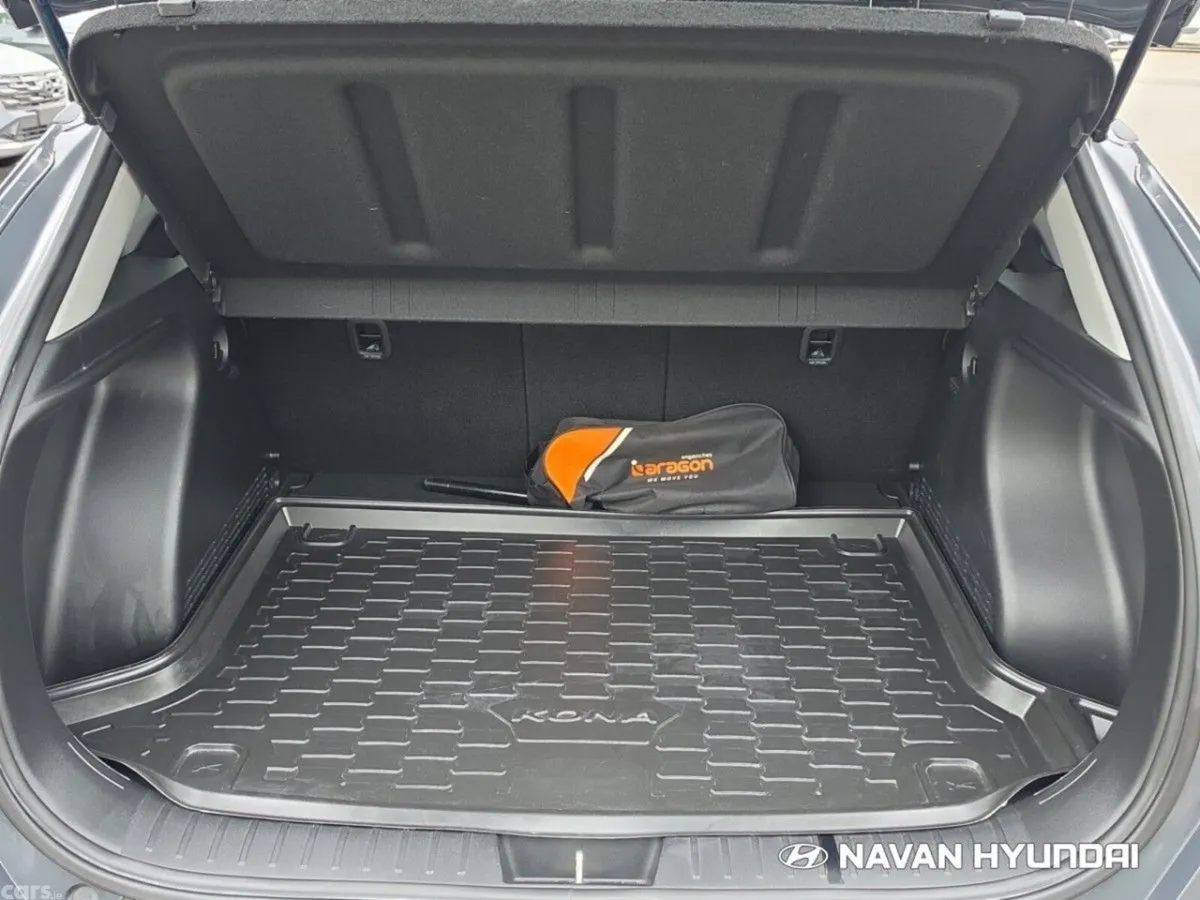 Hyundai KONA MPV, Petrol, 2024, Grey