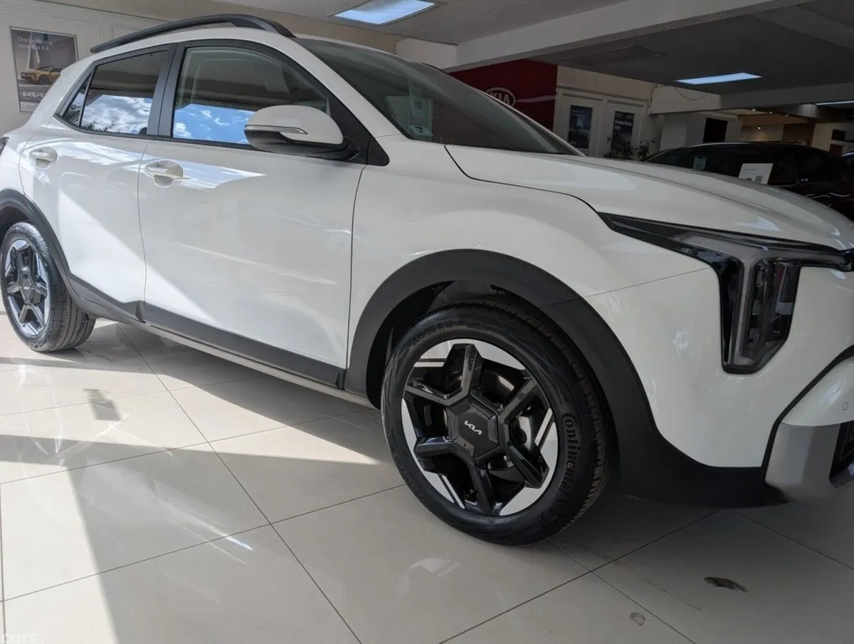 Kia Stonic Estate, Petrol, 2026, White