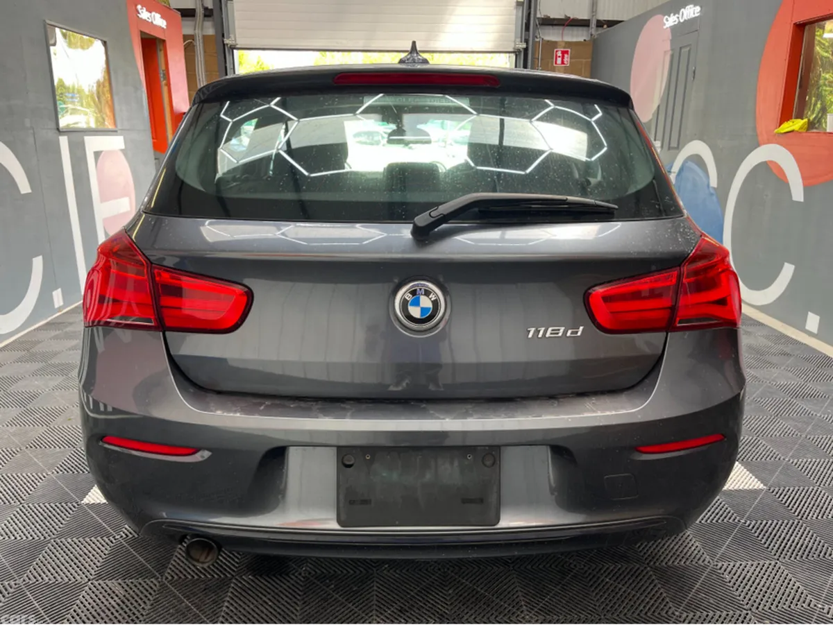 BMW 1-Series Hatchback, Diesel, 2016, Grey