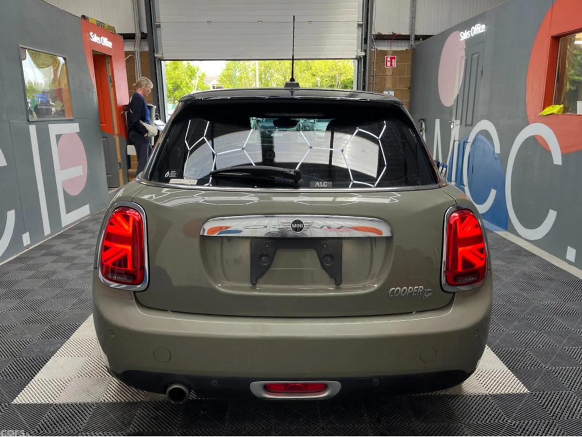 Mini Cooper Hatchback, Petrol, 2019, Grey