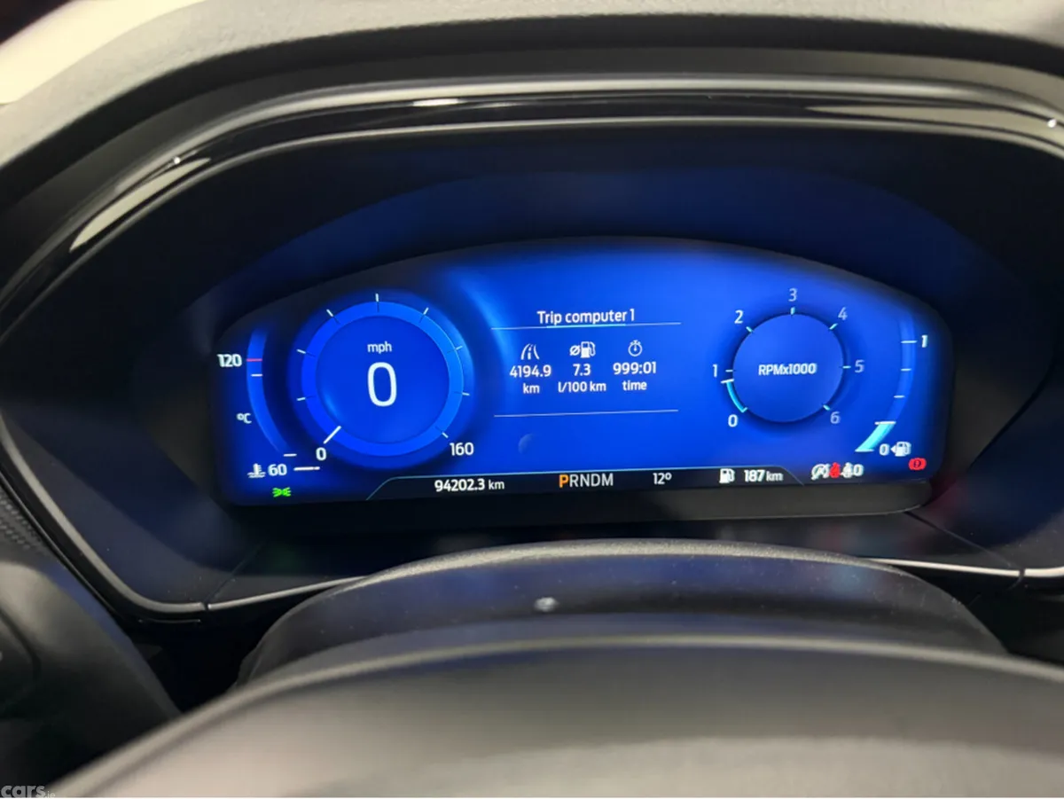 Ford Focus Hatchback, Diesel, 2023, Blue