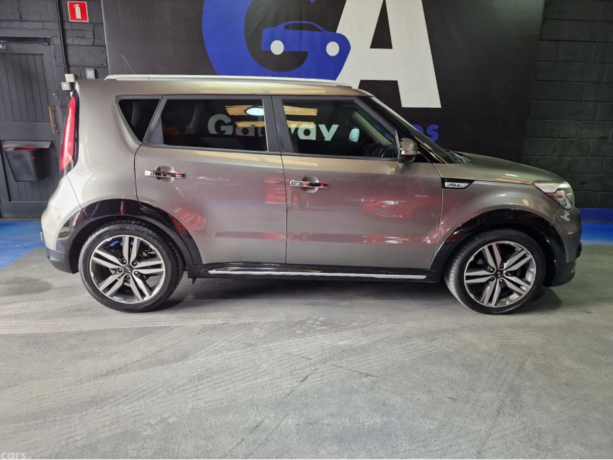 Kia Soul Hatchback, Diesel, 2018, Silver