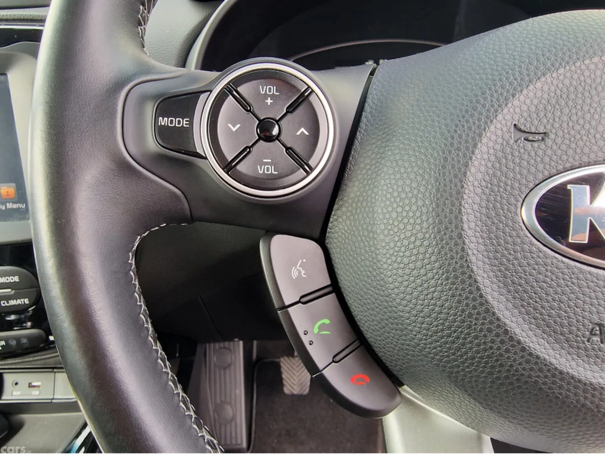 Kia Soul Hatchback, Diesel, 2018, Silver