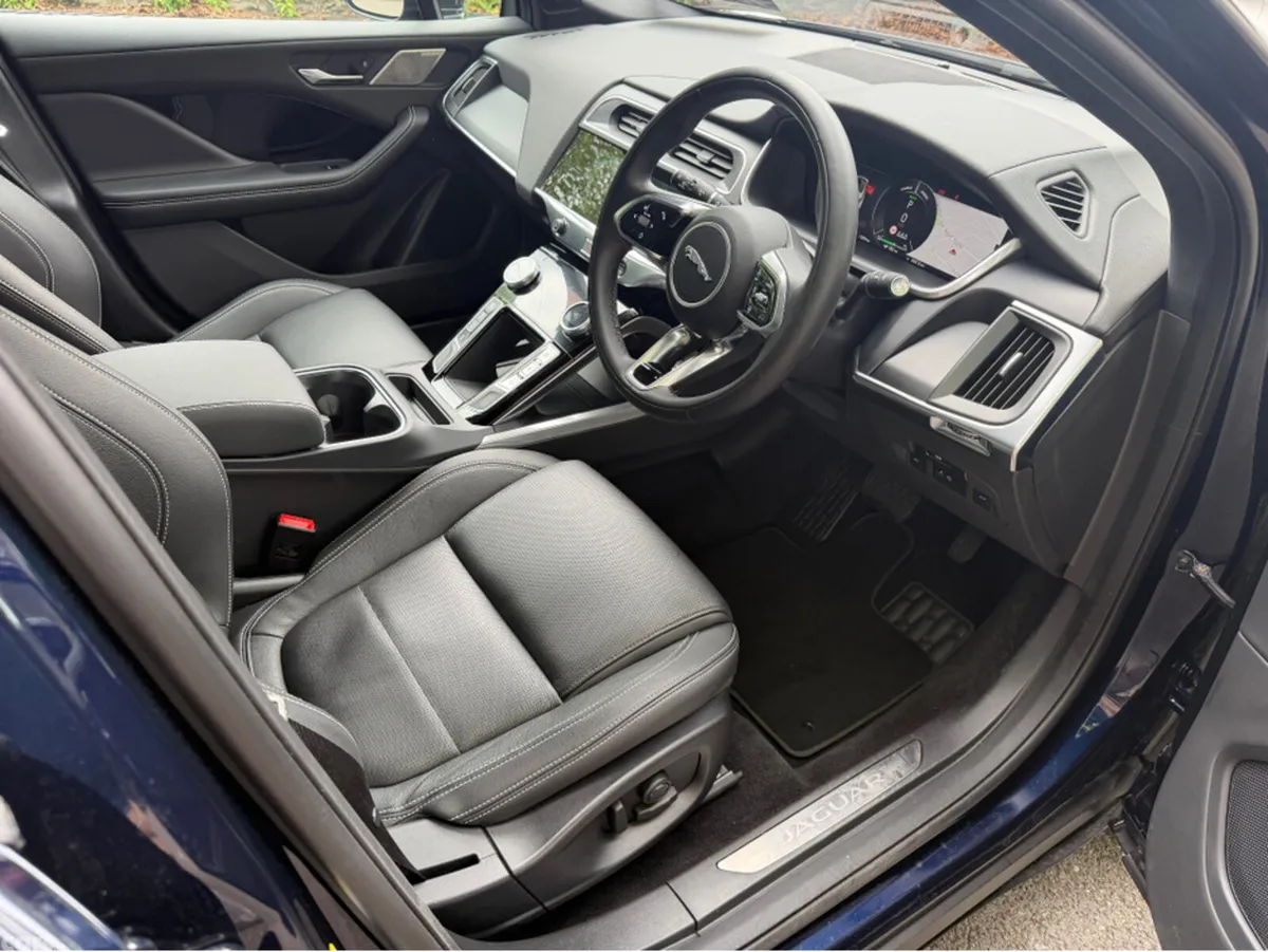 Jaguar I-Pace SUV, Electric, 2024, Blue