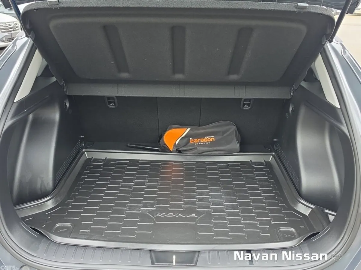 Hyundai KONA MPV, Petrol, 2024, Grey