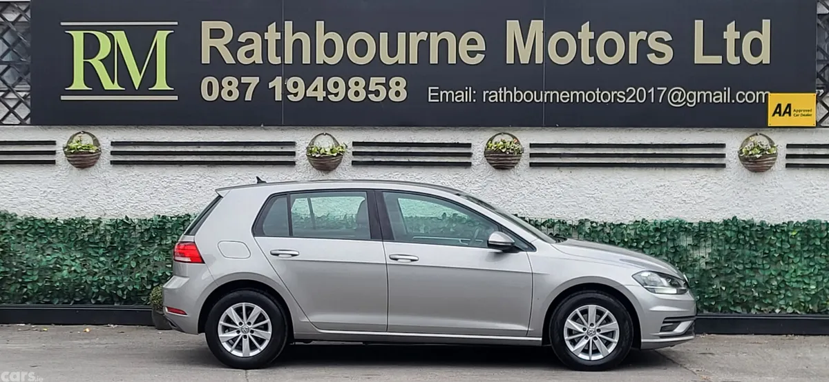 Volkswagen Golf Estate, Petrol, 2019, Grey
