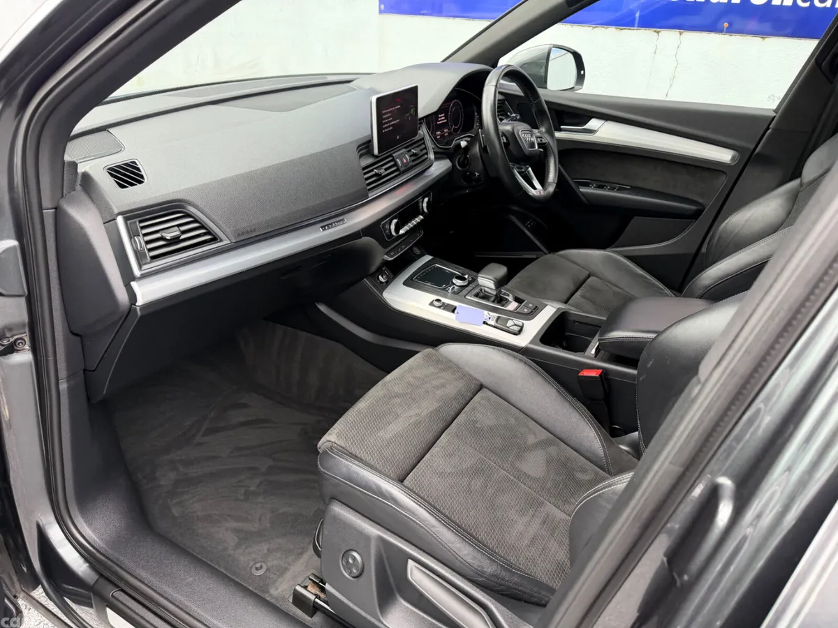 Audi Q5 SUV, Petrol Plug-in Hybrid, 2020, Grey