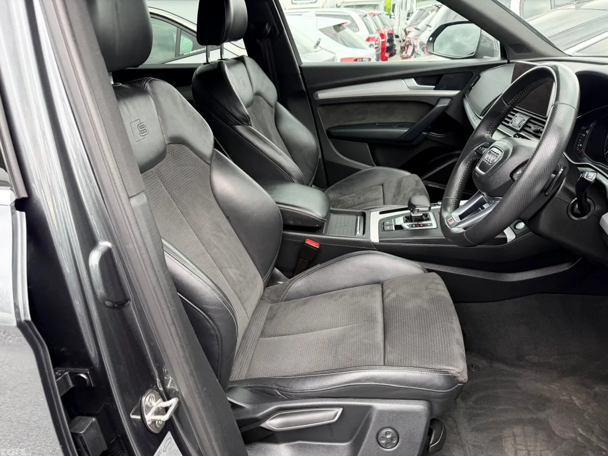 Audi Q5 SUV, Petrol Plug-in Hybrid, 2020, Grey