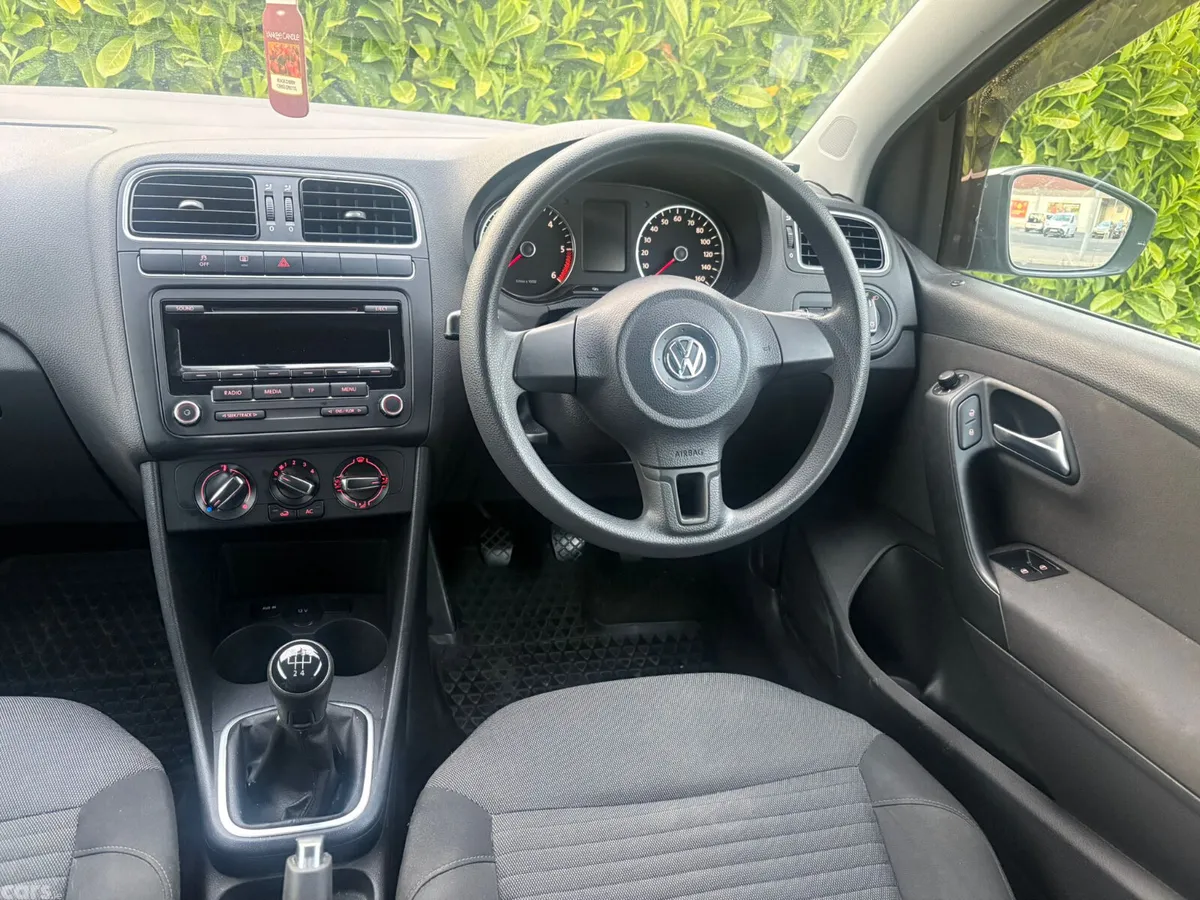Volkswagen Polo Hatchback, Diesel, 2013, Grey
