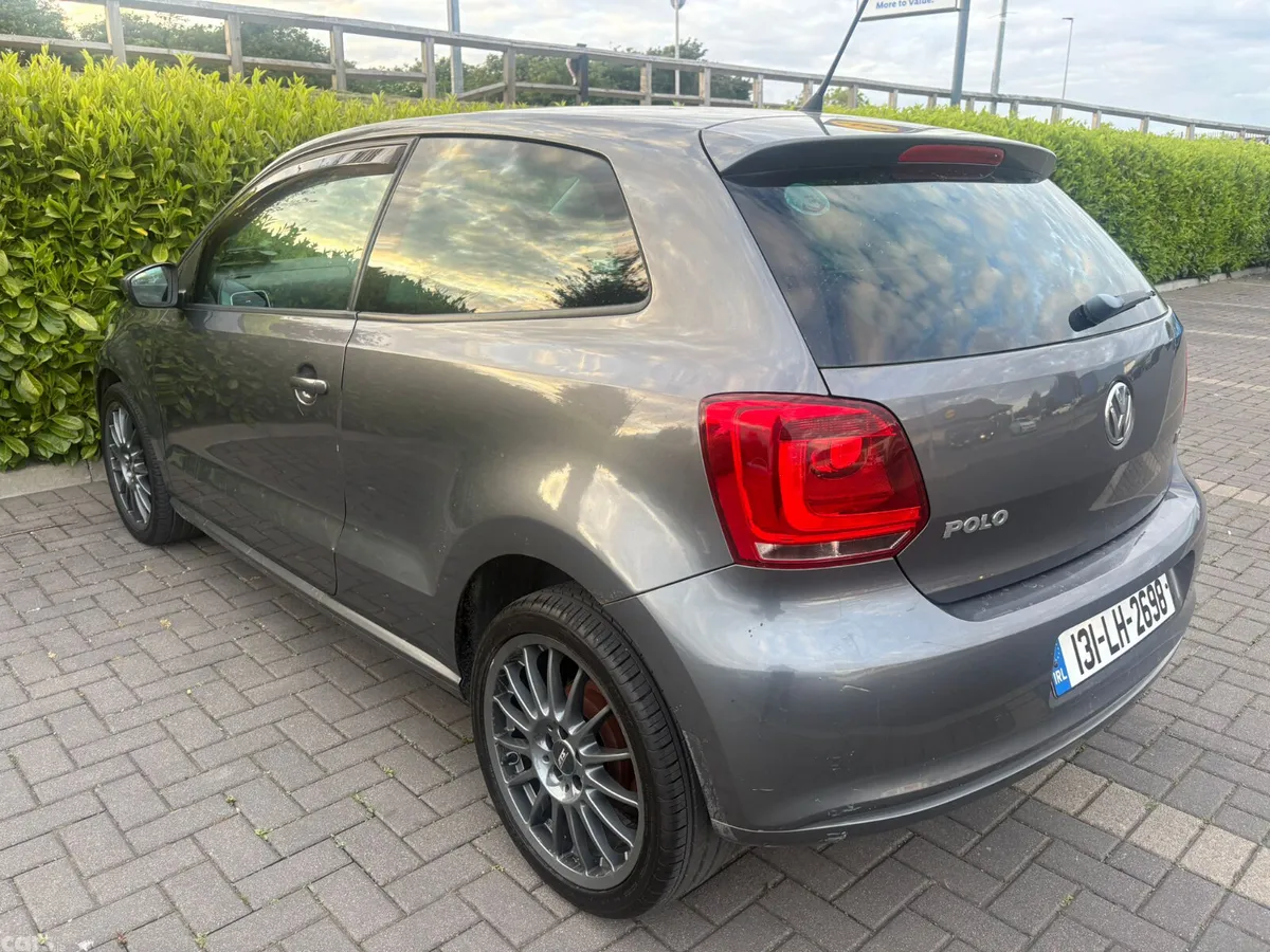 Volkswagen Polo Hatchback, Diesel, 2013, Grey
