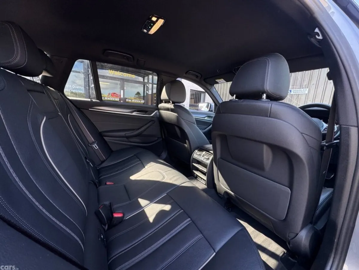 BMW 5-Series Estate, Diesel Hybrid, 2023, Grey