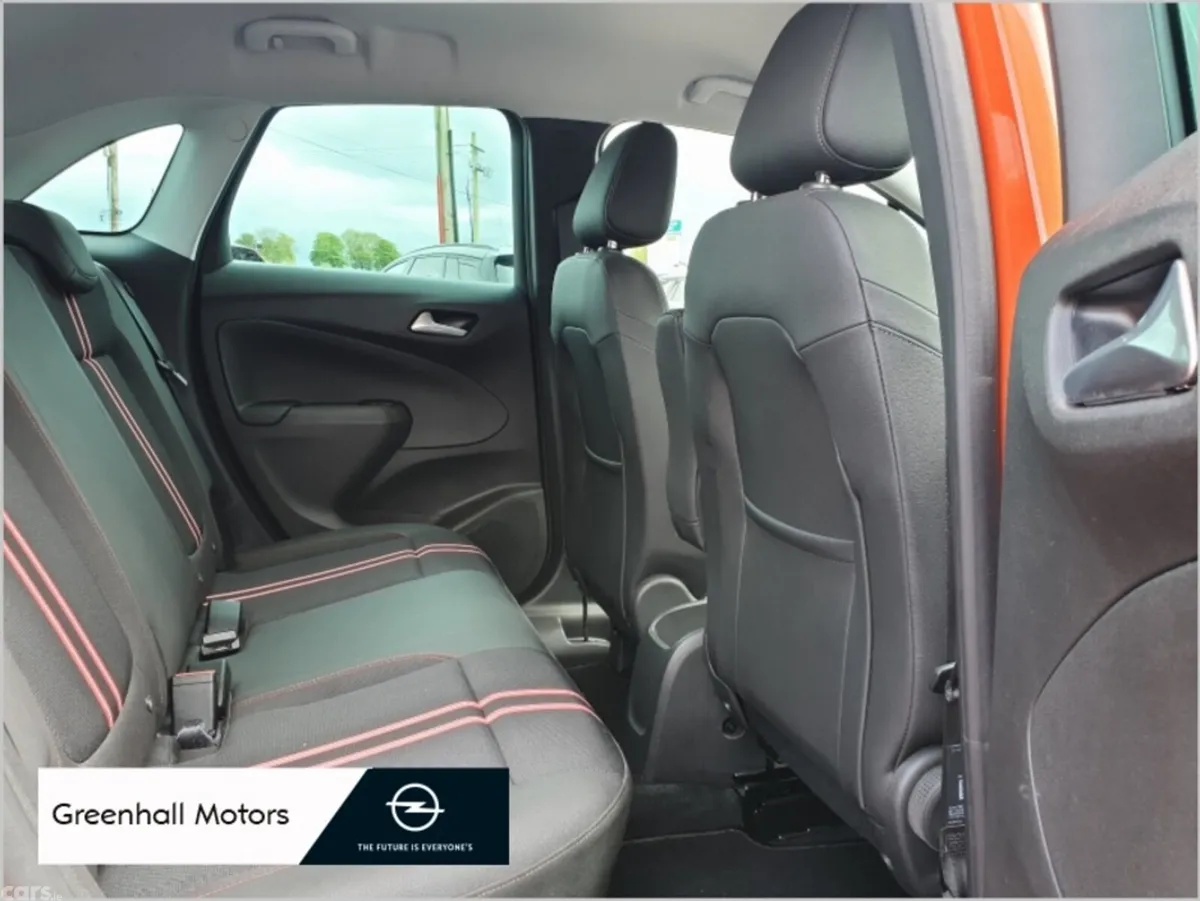 Opel Crossland MPV, Petrol, 2022, Red