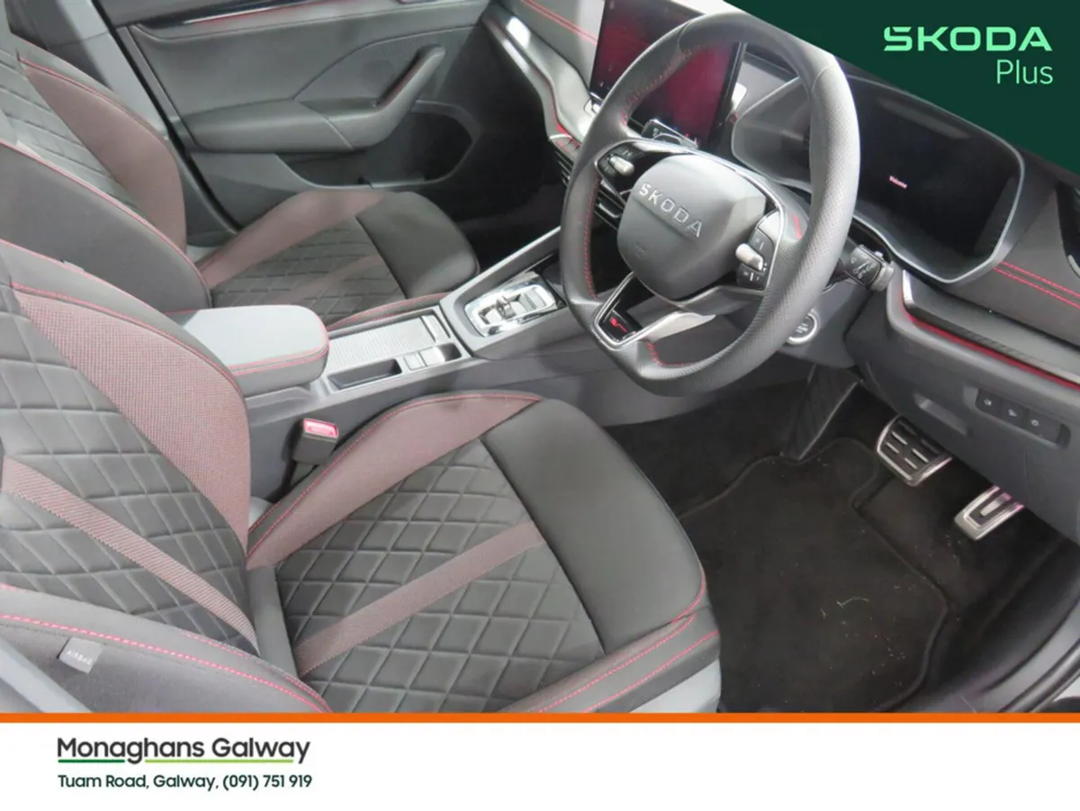 Skoda Octavia Hatchback, Petrol, 2026, Black
