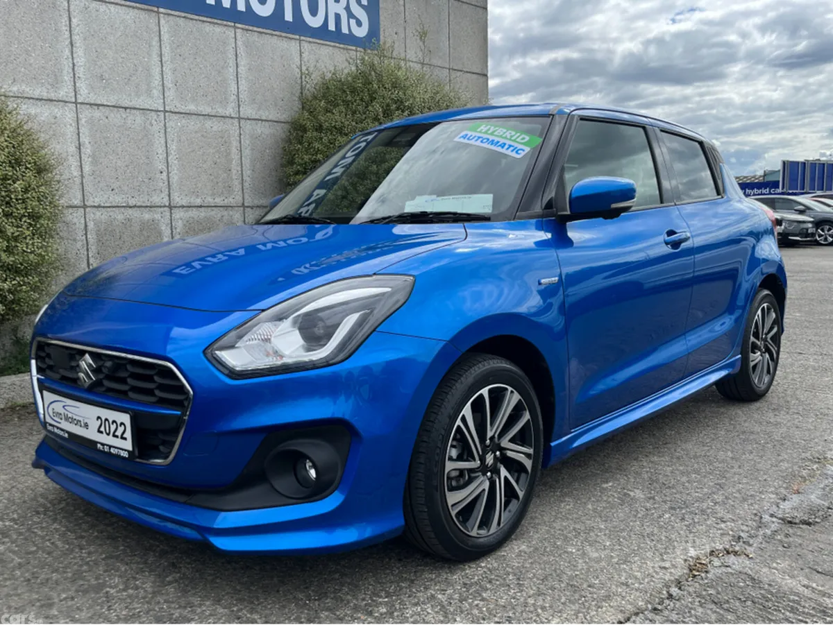 Suzuki Swift Hatchback, Petrol, 2022, Blue