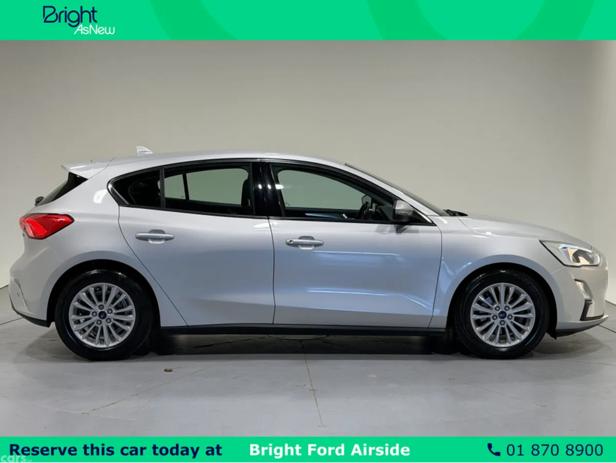 Ford Focus Hatchback, Petrol, 2020, Grey