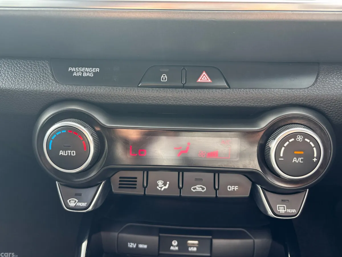 Kia Stonic Estate, Petrol, 2020, Grey