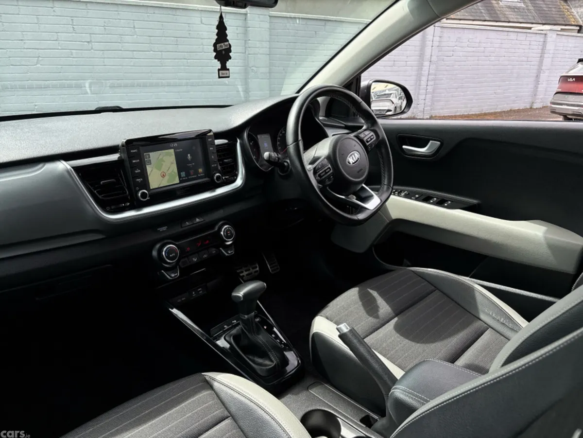 Kia Stonic Estate, Petrol, 2020, Grey