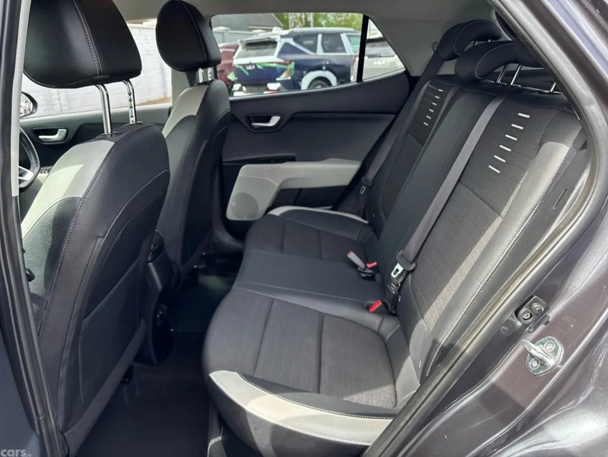 Kia Stonic Estate, Petrol, 2020, Grey