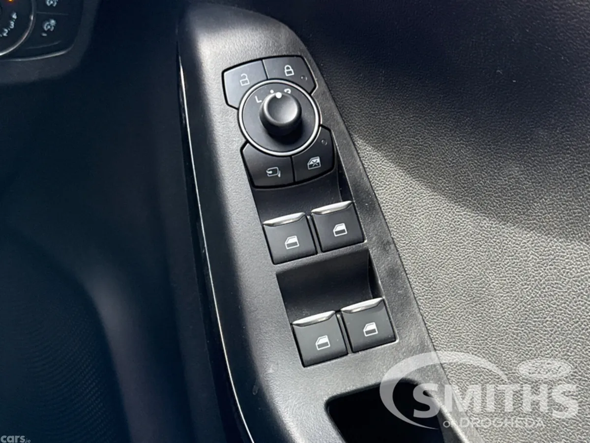 Ford Puma MPV, Petrol Hybrid, 2023, Grey