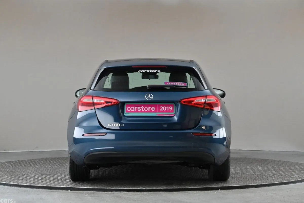 Mercedes-Benz A-Class Hatchback, Diesel, 2019, Blue