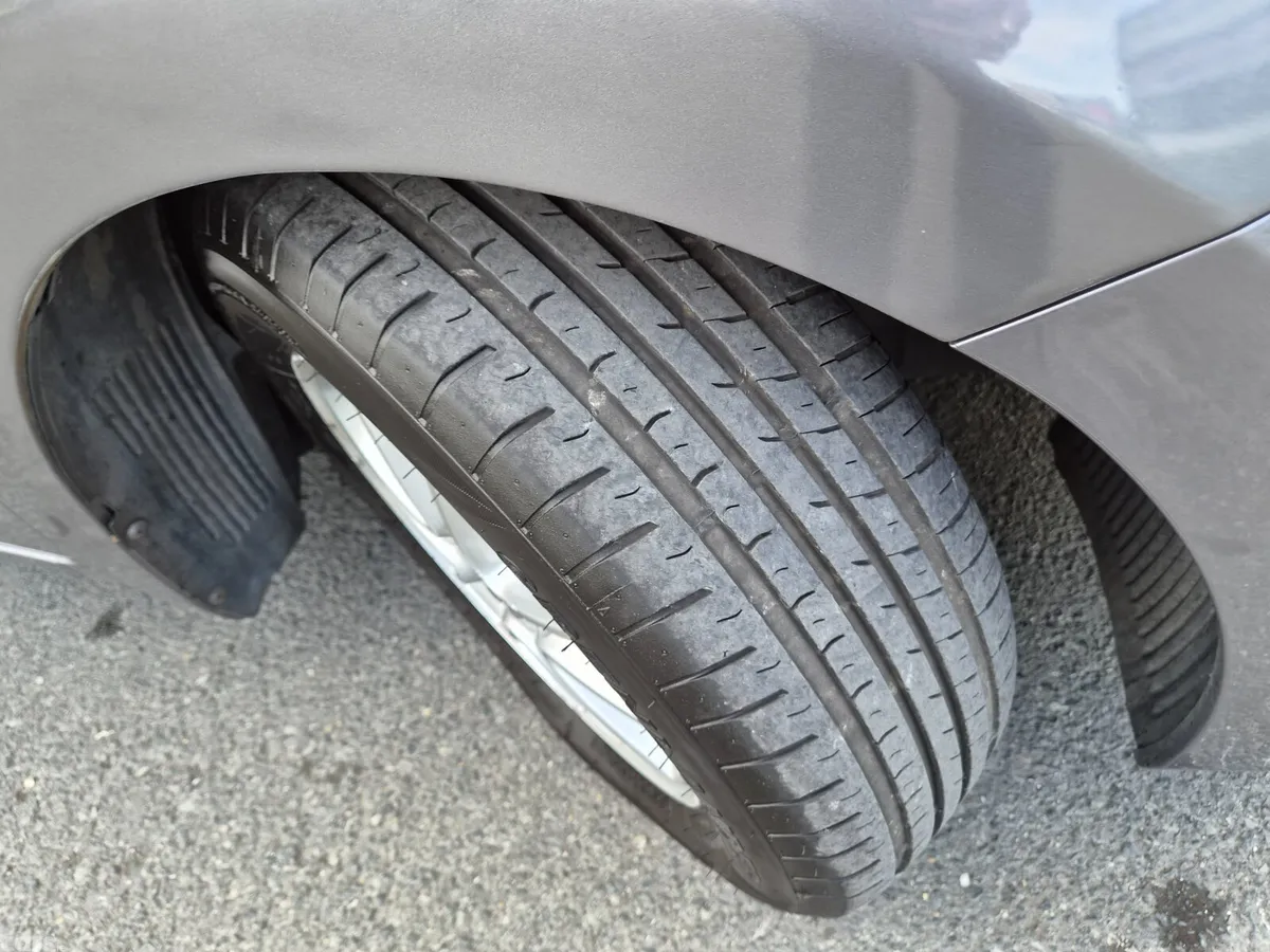 Hyundai i30 Hatchback, Diesel, 2013, Grey