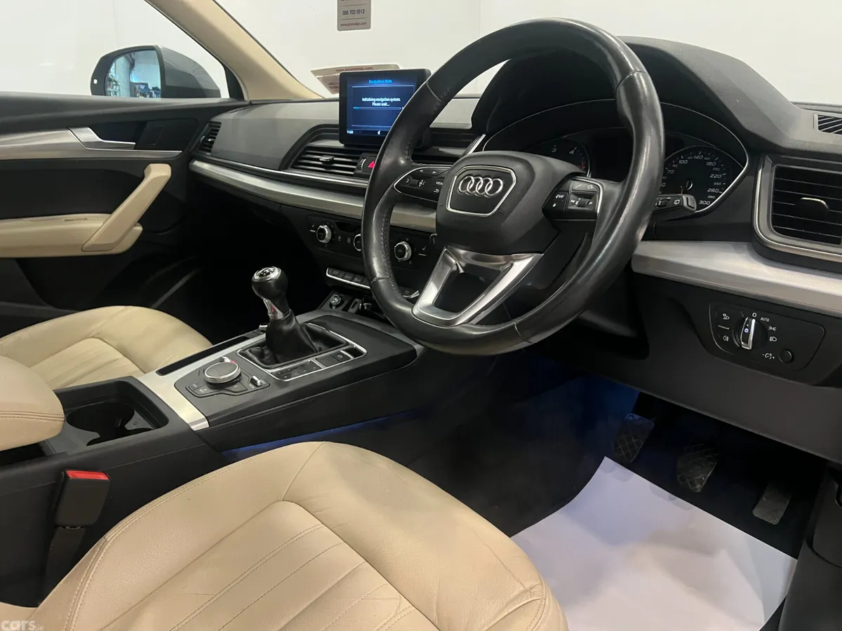 Audi Q5 SUV, Diesel, 2018, Grey