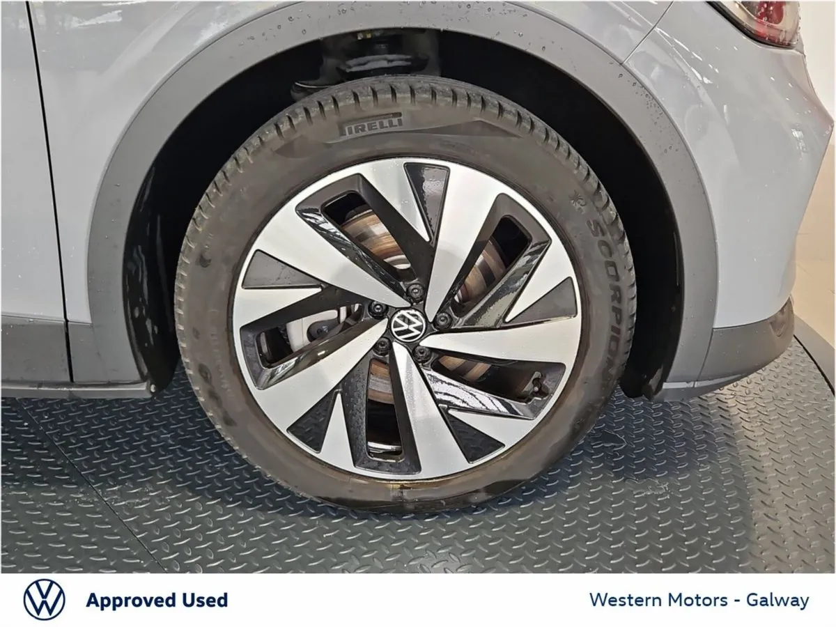 Volkswagen ID.4 SUV, Electric, 2025, Silver