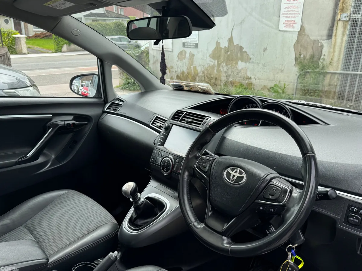 Toyota Verso MPV, Diesel, 2017, Grey