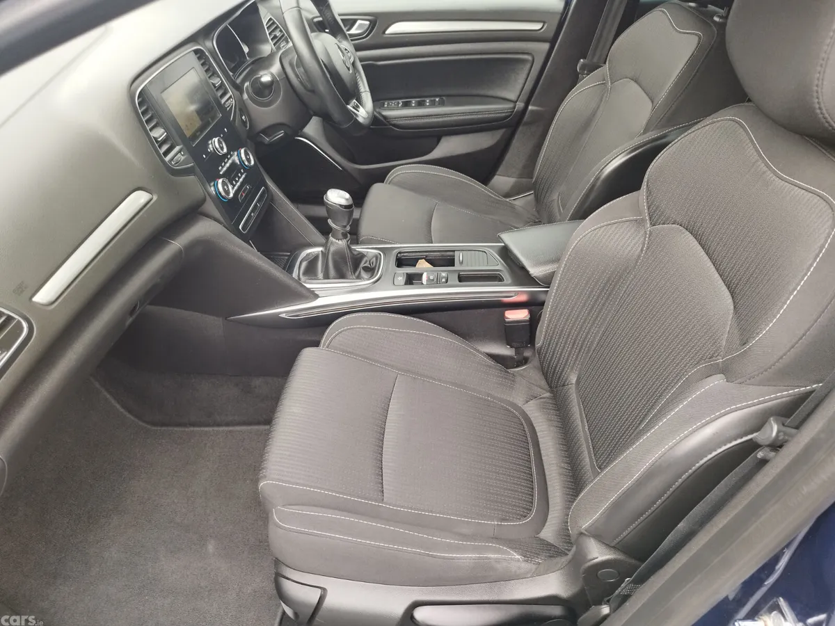 Renault Megane Estate, Diesel, 2020, Blue