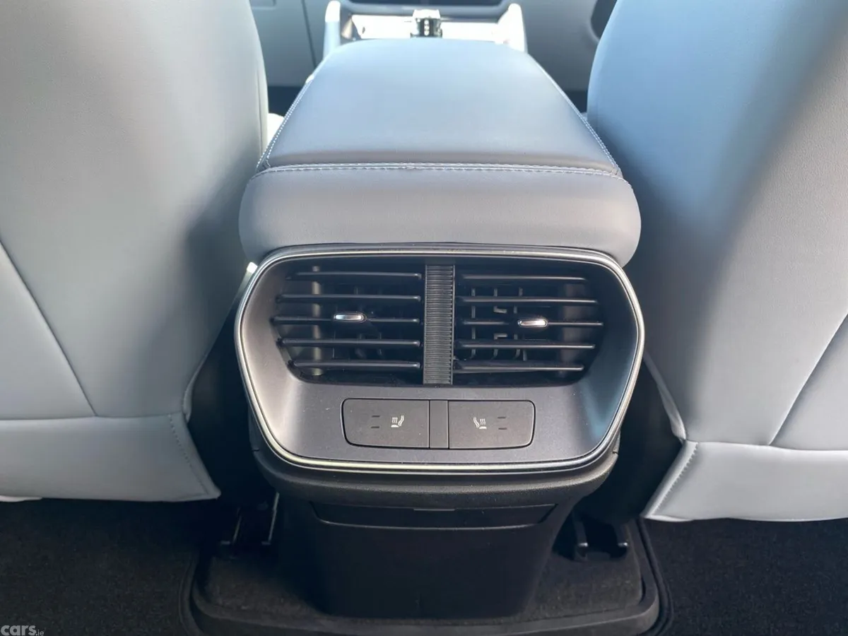 BYD SEALION 7 Hatchback, Electric, 2025, White