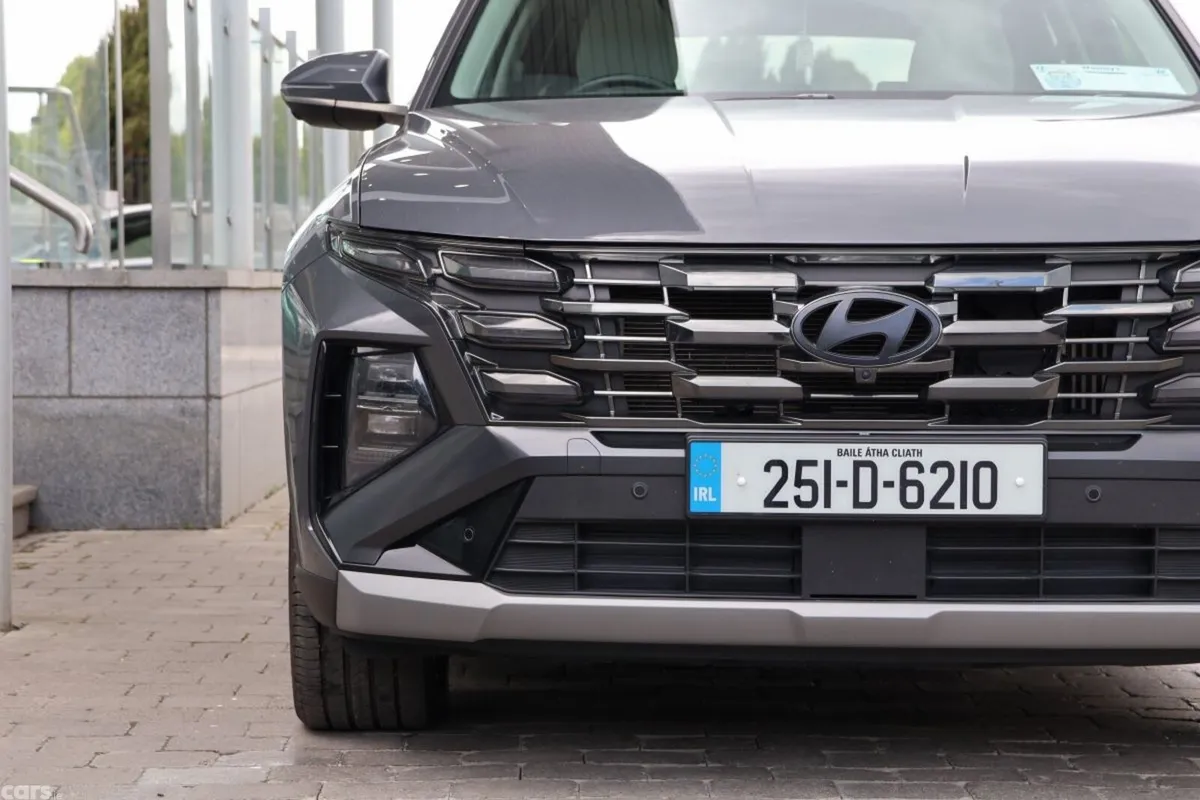 Hyundai Tucson SUV, Petrol Plug-in Hybrid, 2025, Grey
