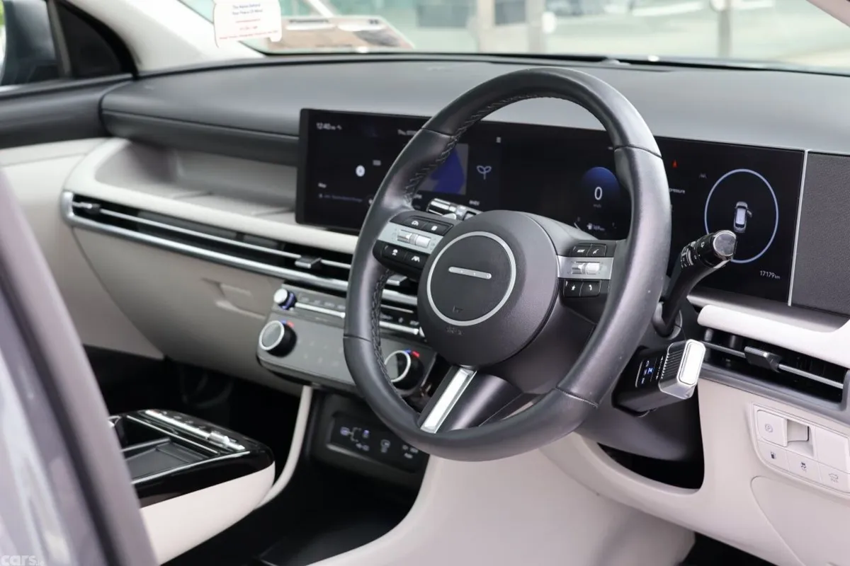 Hyundai Tucson SUV, Petrol Plug-in Hybrid, 2025, Grey