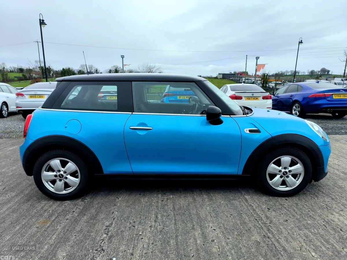 Mini Cooper Hatchback, Petrol, 2019, Blue