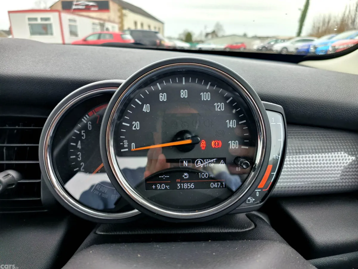 Mini Cooper Hatchback, Petrol, 2019, Blue