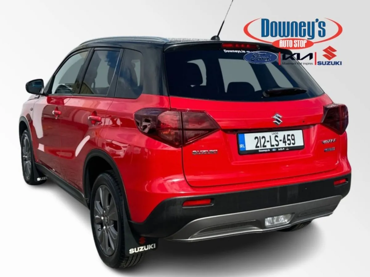 Suzuki Vitara SUV, Petrol, 2021, Red