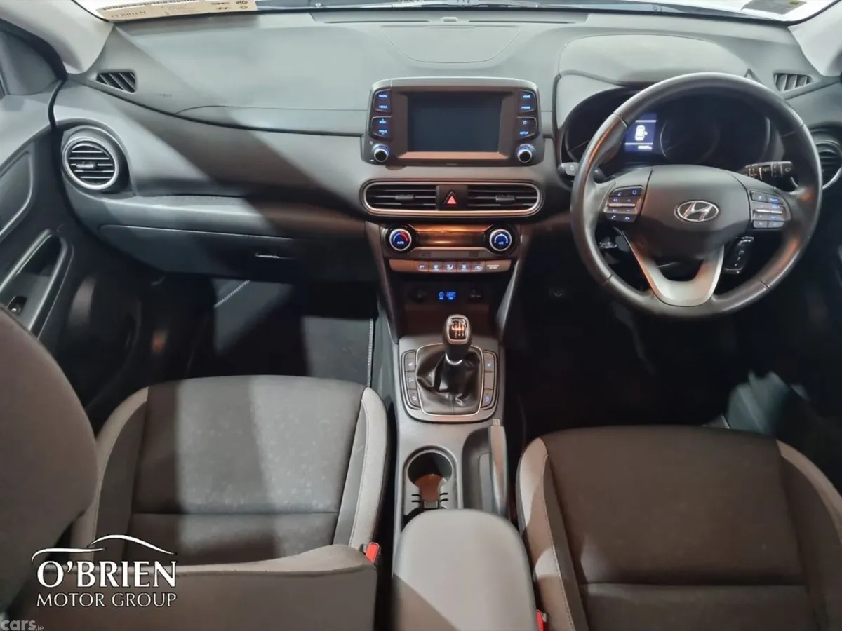 Hyundai KONA MPV, Petrol, 2021, Grey