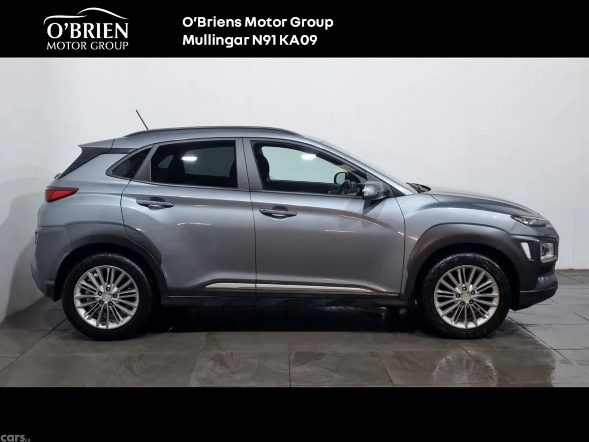 Hyundai KONA MPV, Petrol, 2021, Grey