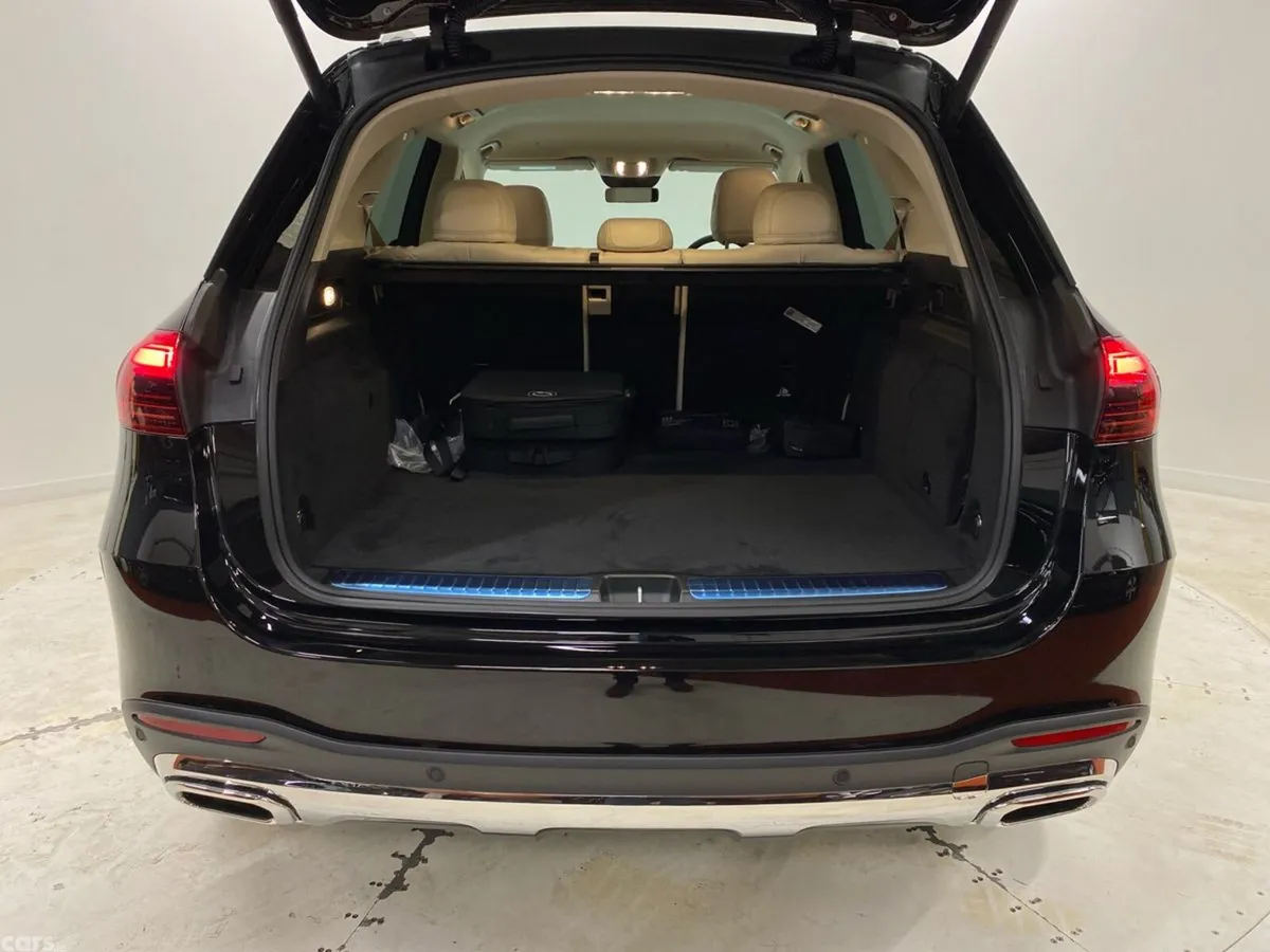 Mercedes-Benz GLE SUV, Petrol Plug-in Hybrid, 2026, Black