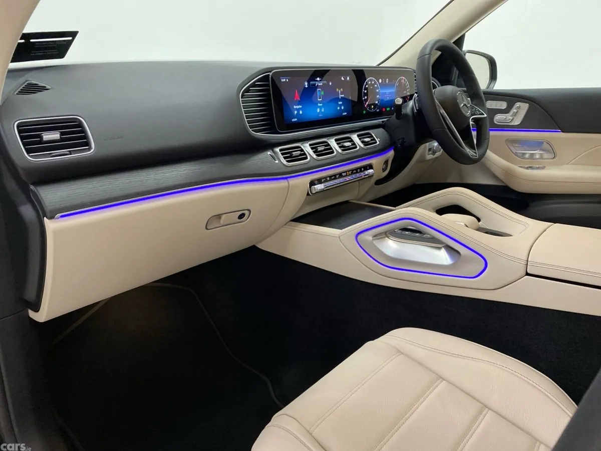 Mercedes-Benz GLE SUV, Petrol Plug-in Hybrid, 2026, Black